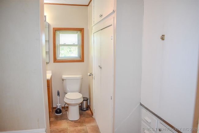 1201 N 4250 Rd, House other with 3 bedrooms, 2 bathrooms and null parking in Hugo OK | Image 8