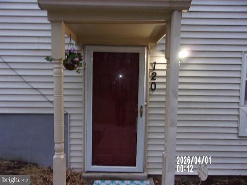 28-1-120 Azalea Ct, UPPER MARLBORO, MD, 20774-1671 | Card Image