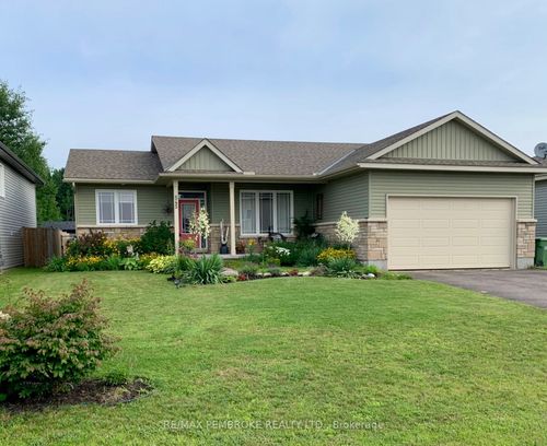 545 Gardner Cres, Petawawa, ON, K8H0C4 | Card Image