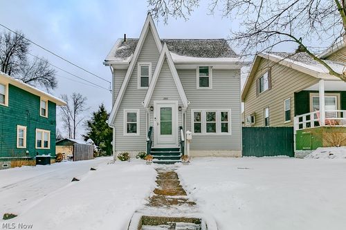 2843 Northland St, Cuyahoga Falls, OH, 44221-2170 | Card Image