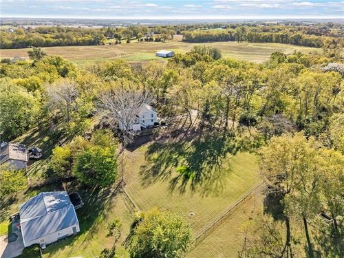 19710 Kansas City Blvd, Camden Point, MO, 64018-9133 | Card Image