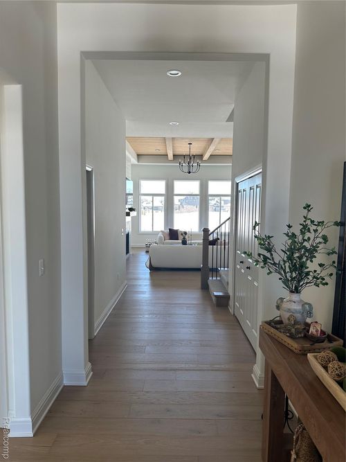 57373 Glen Forest Dr, Washington Township, MI, 48094-4037 | Card Image