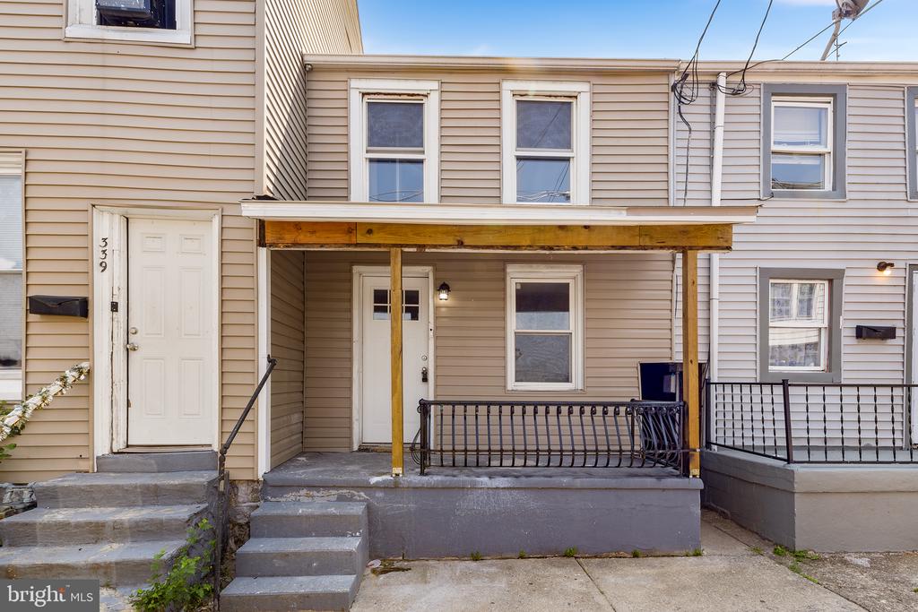 Locust St, Reading, PA 19604