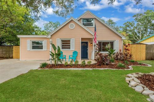 15065 Newport Rd, CLEARWATER, FL, 33764-7051 | Card Image