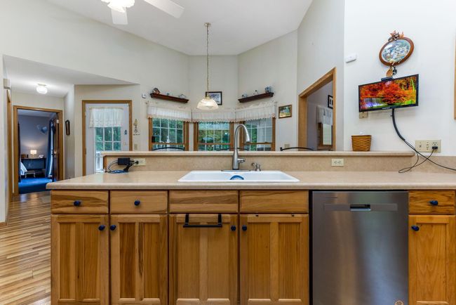 2474 Sleepy Hollow Rd, House other with 3 bedrooms, 3 bathrooms and null parking in Heath OH | Image 14