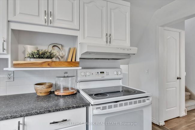 17 Claudette Crt, House other with 3 bedrooms, 4 bathrooms and 5 parking in Peterborough ON | Image 14