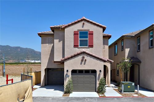 16534 Stone Pine Ln, Fontana, CA, 92336-6909 | Card Image