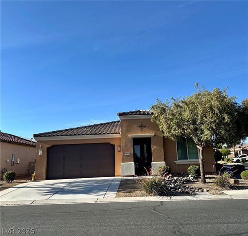 3816 Greenbriar Bluff Ave, North Las Vegas, NV, 89081-5211 | Card Image