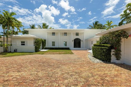 610 Sabal Palm Rd, Miami, FL, 33137-3354 | Card Image