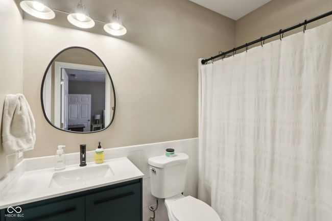 full bathroom with toilet and vanity | Image 46
