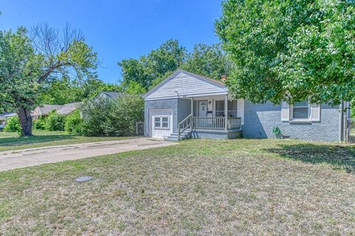 1405 Sheffield Road, The Village, OK, 73120 | Card Image