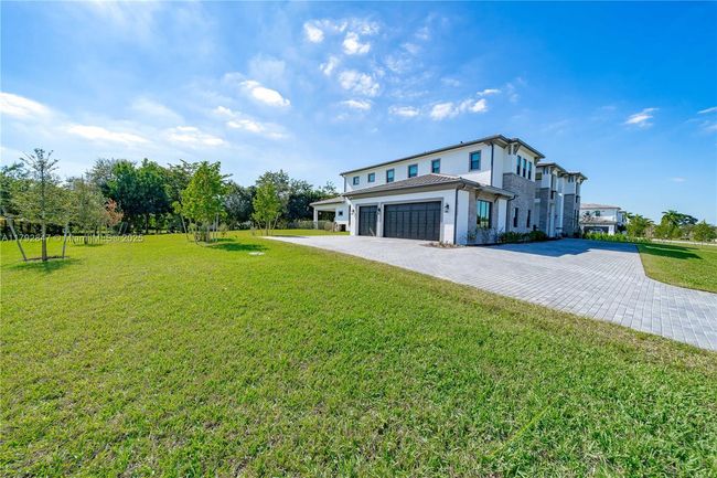 17130 Magnolia Estates Dr, House other with 7 bedrooms, 8 bathrooms and null parking in Southwest Ranches FL | Image 15