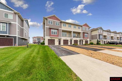 2155 Rolling Green Ln, North Mankato, MN, 56003-4442 | Card Image