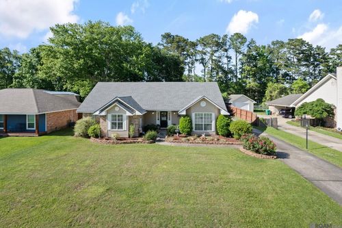 1509 Weeping Willow Dr, Denham Springs, LA, 70726-2737 | Card Image