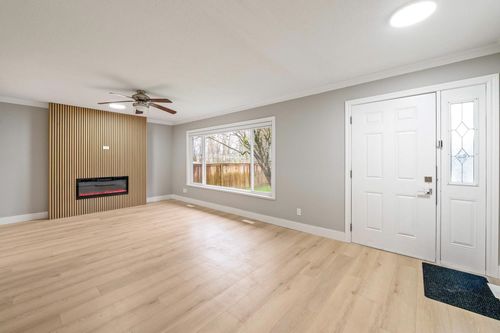 8024 Cedar St, Mission, BC, V2V3N1 | Card Image