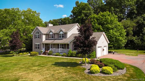 28 Heritage Crossing, Wallkill, NY, 10919 | Card Image