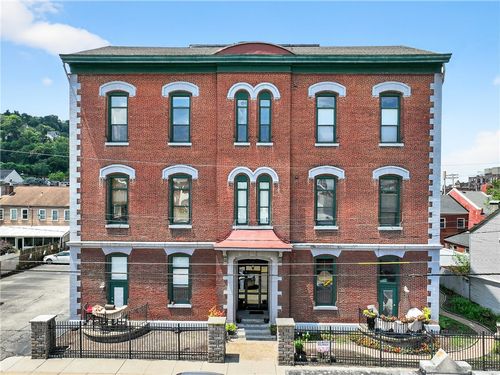 apt-203-120 S 15th St, Pittsburgh, PA, 15203-1660 | Card Image