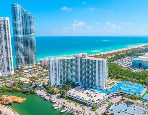 514-100 Bayview Dr, Sunny Isles Beach, FL, 33160-4753 | Card Image