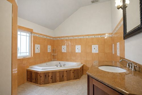 7842 Blazer Ave, Justice, IL, 60458-1322 | Card Image