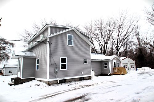 1530 Oak Orchard Rd, Waterport, NY, 14571-9708 | Card Image