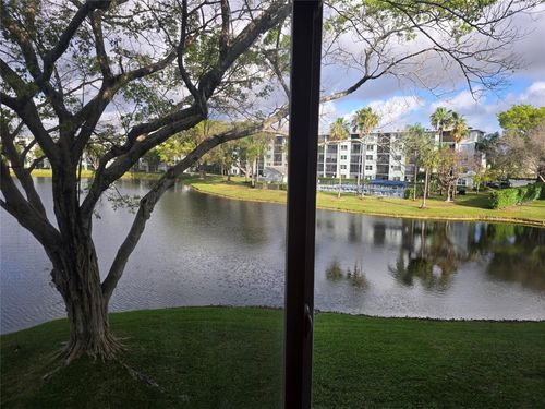 301-2104 S Cypress Bend Dr, Pompano Beach, FL, 33069-5634 | Card Image