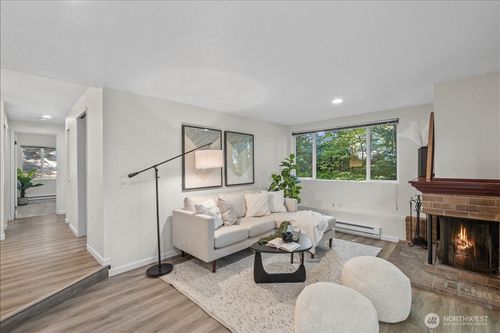 154a-12729 Ne 144th St, Kirkland, WA, 98034-4809 | Card Image