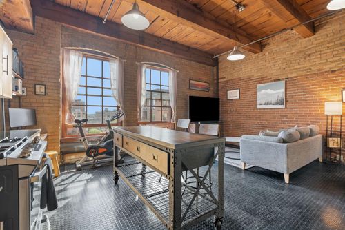 535-716 N 1st St, Minneapolis, MN, 55401-1275 | Card Image