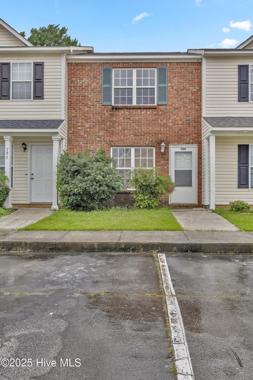 705 Timberlake Trl, Jacksonville, NC, 28546-7962 | Card Image