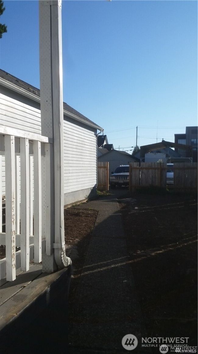 307 N E St, Home with 0 bedrooms, 0 bathrooms and 4 parking in Aberdeen WA | Image 4