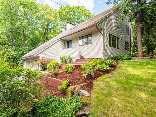 66 Dunder Rd, Burlington, VT, 05401-5432 | Card Image