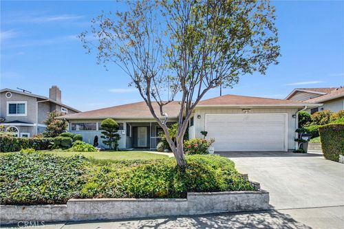 990 Moonbeam, Monterey Park, CA, 91754 | Card Image