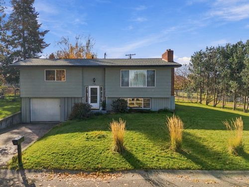 2323 Briggs St, Missoula, MT, 59803-1105 | Card Image