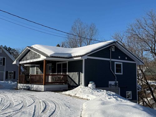 256 York St, Lyndonville, VT, 05851-6105 | Card Image