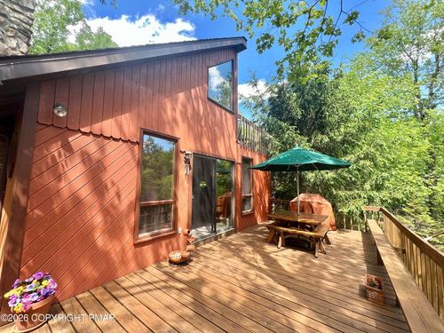 15 Chalet Ct, Lake Harmony, PA, 18624 | Card Image