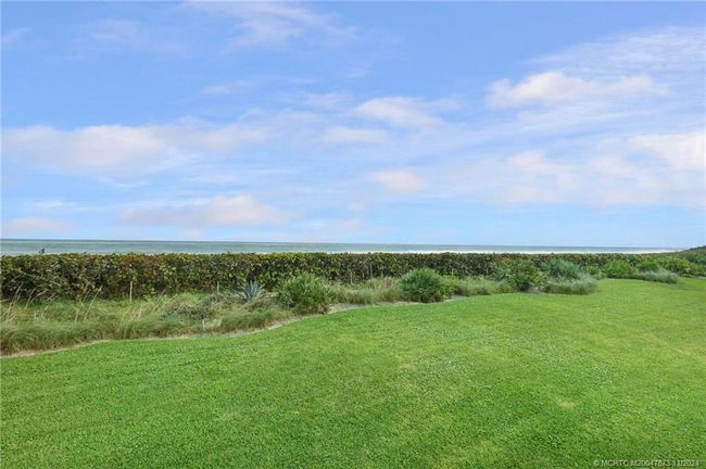 APT-206 - 9550 Ocean Dr, Condo with 3 bedrooms, 2 bathrooms and null parking in Jensen Beach FL | Image 32
