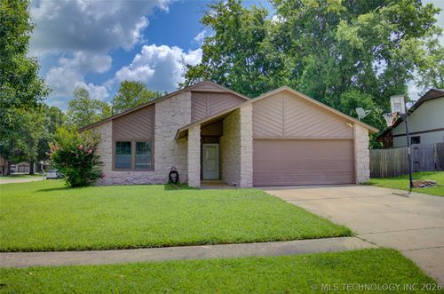 1709 21st St, Broken Arrow, OK, 74012-9322 | Card Image