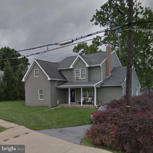360 N Main St, SPRING GROVE, PA, 17362-1120 | Card Image