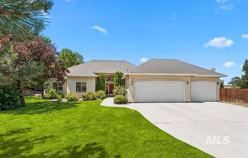 2880 E Red Fir Ct, Boise, ID, 83716-7102 | Card Image