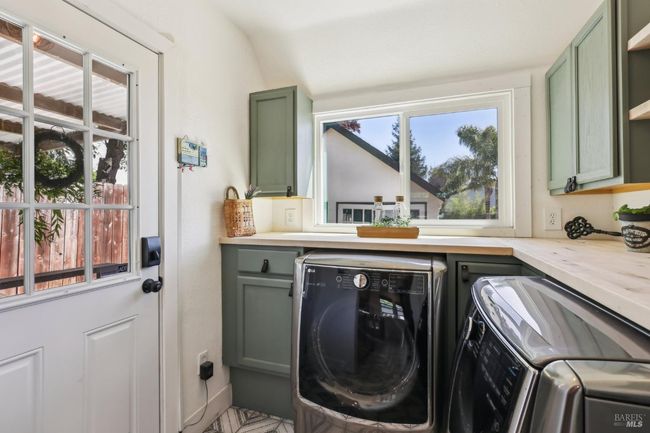 17 Hanns Ave, House other with 4 bedrooms, 2 bathrooms and 4 parking in Vallejo CA | Image 26