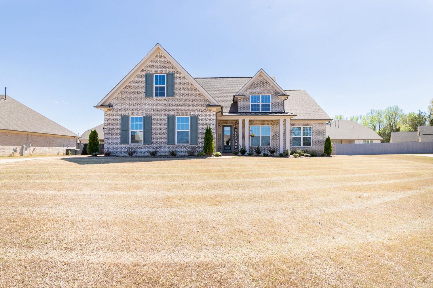 Sallows Cv, Memphis, TN 38135