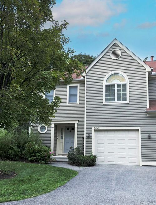 3001 Canterbury Way, Mount Kisco, NY, 10549-2519 | Card Image