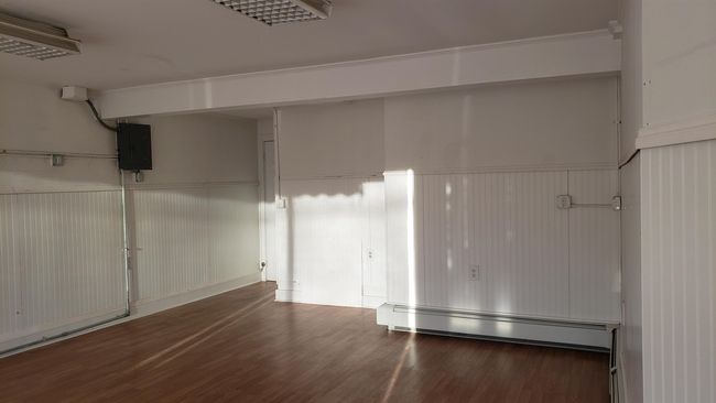 APT-18 - 10 Main St, Home with 0 bedrooms, 0 bathrooms and null parking in Wilton NH | Image 4