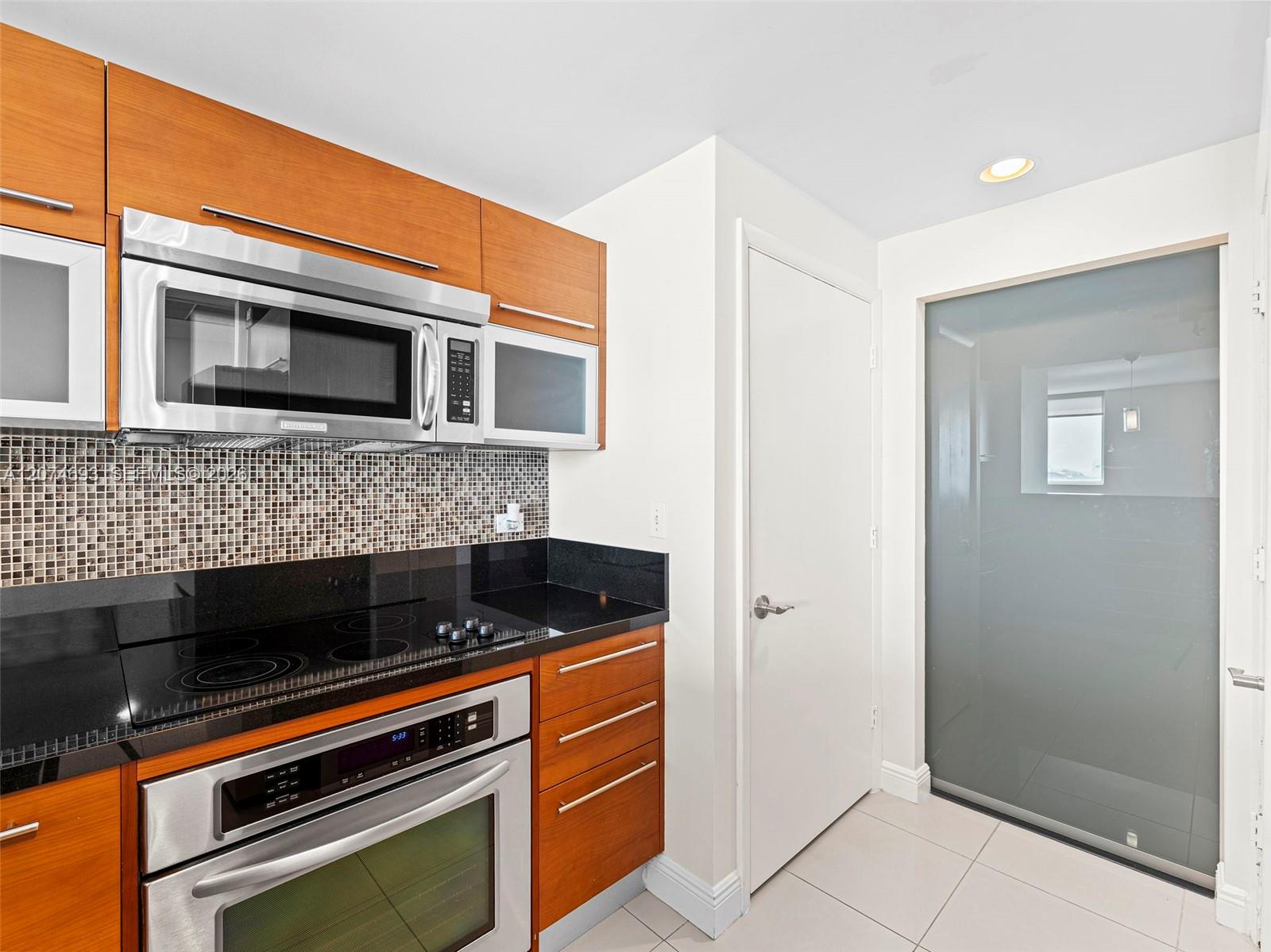 Residential Lease in Miami 3