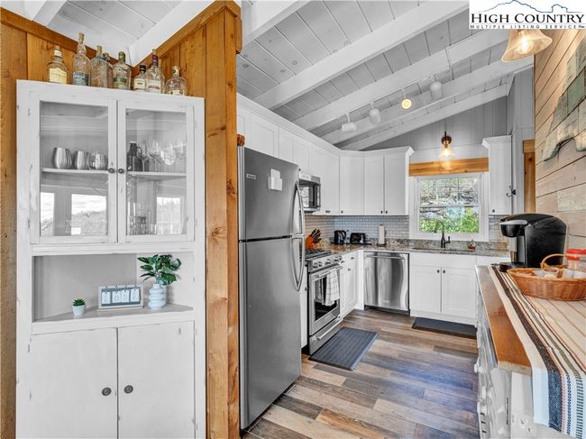222 Grassy Gap Loop Rd, House other with 3 bedrooms, 3 bathrooms and null parking in Beech Mountain NC | Image 16