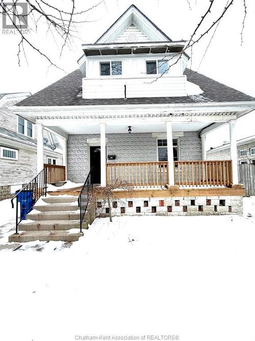 289 Queen St, Chatham, ON, N7M2H5 | Card Image