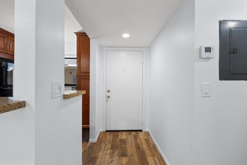 apt-216-5280 Las Verdes Cir, Delray Beach, FL, 33484-8083 | Card Image