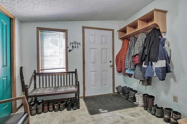 33122 Range Road 50, Home with 4 bedrooms, 2 bathrooms and null parking in Sundre AB | Image 8