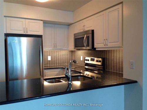 1805-19 Grand Trunk Cres, Toronto, ON, M5J3A3 | Card Image