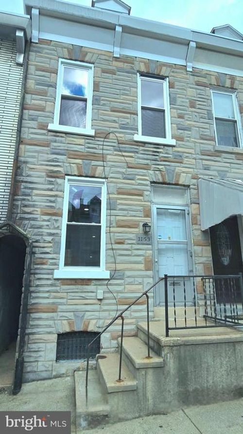 1153 Green St, READING, PA, 19604-2750 | Card Image
