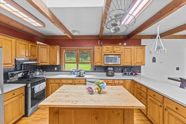7082 Vt Route 15, House other with 4 bedrooms, 3 bathrooms and null parking in Jeffersonville VT | Image 13